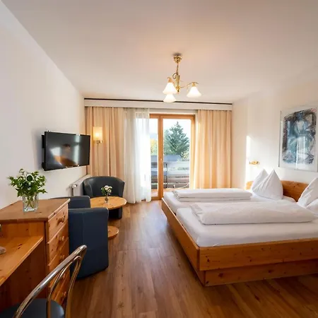 Konukevi Feichter 3*