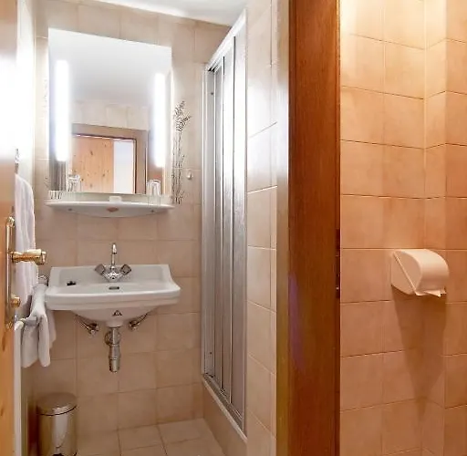 Feichter בית הארחה